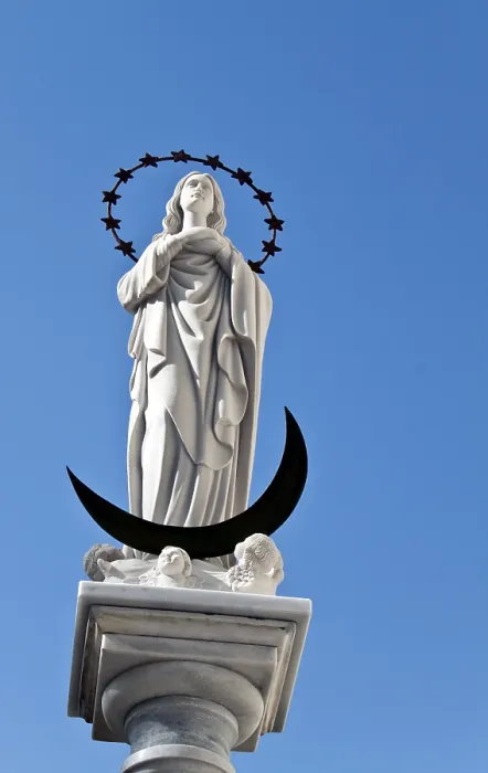 Gerahmter Druck : Statue der seligen Jungfrau Maria Gerahmter Druck : Statue der seligen Jungfrau Maria
