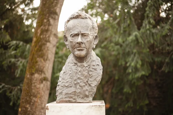 Gerahmter Druck : Statue, Büste von Peter Rosegger Gerahmter Druck : Statue, Büste von Peter Rosegger
