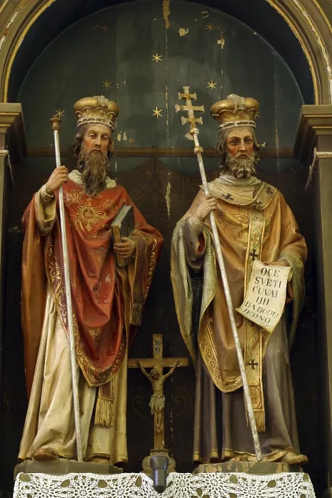 Gerahmter Druck : Statue der Heiligen Cyrill und Methodius Gerahmter Druck : Statue der Heiligen Cyrill und Methodius