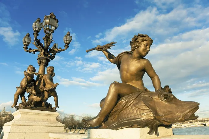 Gerahmter Druck : Statuen auf der Alexander-III-Brücke Gerahmter Druck : Statuen auf der Alexander-III-Brücke