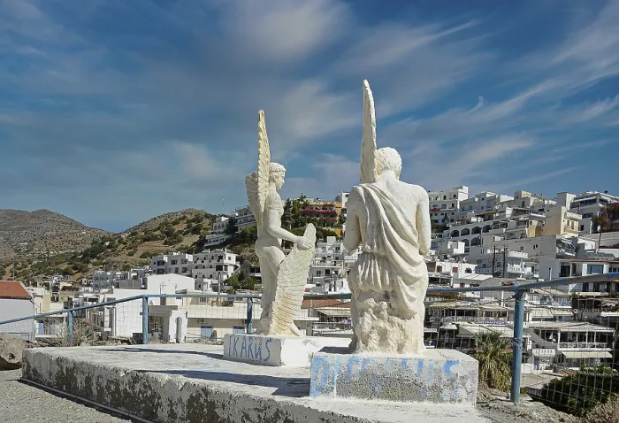 Gerahmter Druck : Statuen von Daedalus und Ikarus. Gerahmter Druck : Statuen von Daedalus und Ikarus.