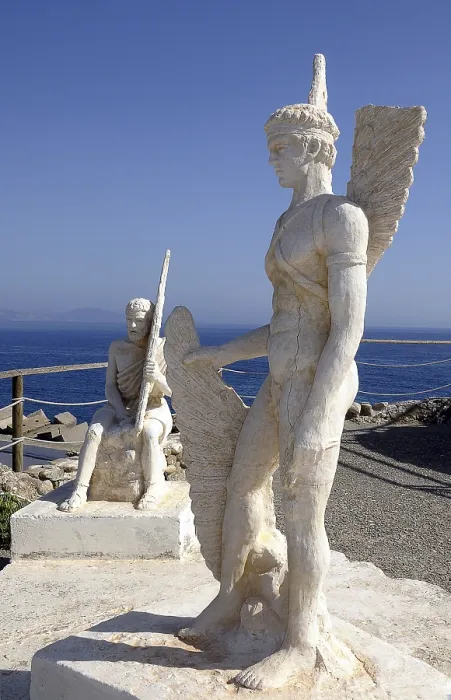 Gerahmter Druck : Den Statuen von Ikarus und Daedalus