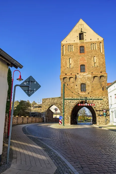 Gerahmter Druck : Stettiner Tor, Gartz an der Oder, Brandenburg, Deutschland Gerahmter Druck : Stettiner Tor, Gartz an der Oder, Brandenburg, Deutschland
