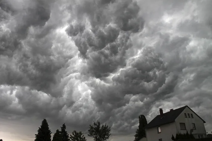 Gerahmter Druck : Sturmwolken Gerahmter Druck : Sturmwolken