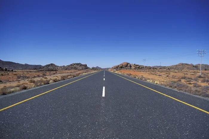 Gerahmter Druck : Gerade Straße in Namibia Gerahmter Druck : Gerade Straße in Namibia