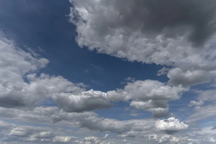 Gerahmter Druck : Stratocumuluswolke (Stratocumulus) Gerahmter Druck : Stratocumuluswolke (Stratocumulus)