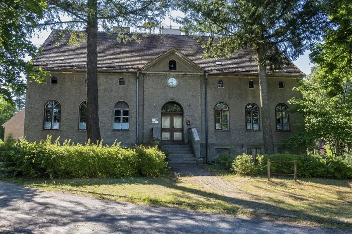 Gerahmter Druck : Ehemalige Vorbereitungsanstalt Straupitz Gerahmter Druck : Ehemalige Vorbereitungsanstalt Straupitz