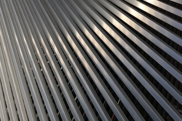 Gerahmter Druck : Strukturen in einem Metallelement. Gerahmter Druck : Strukturen in einem Metallelement.
