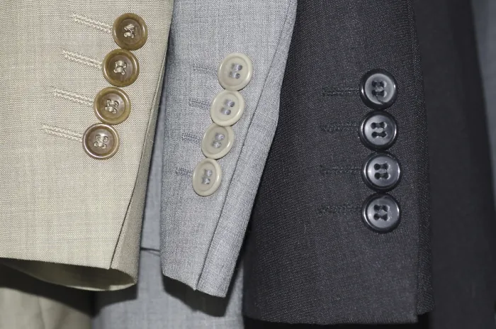 Gerahmter Druck : Drei Jackettsäume Gerahmter Druck : Drei Jackettsäume