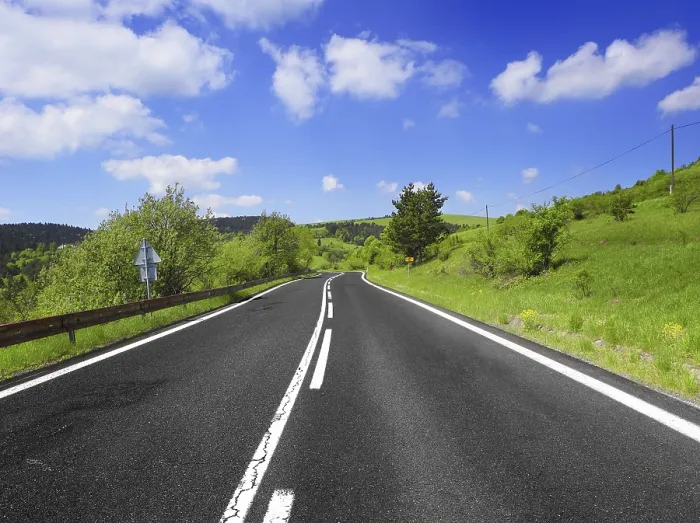 Gerahmter Druck : Sommer tag und Straße Gerahmter Druck : Sommer tag und Straße