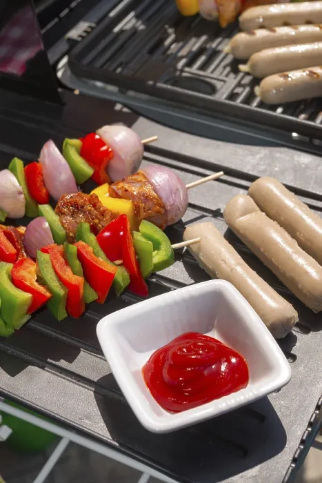 Gerahmter Druck : Sommergrillparty Gerahmter Druck : Sommergrillparty
