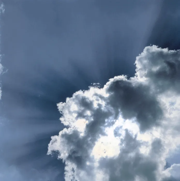 Gerahmter Druck : Sonne hinter Wolken. Gerahmter Druck : Sonne hinter Wolken.