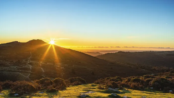 Gerahmter Druck : Sonnenuntergang über Sharp Tor, Dartmeet Gerahmter Druck : Sonnenuntergang über Sharp Tor, Dartmeet