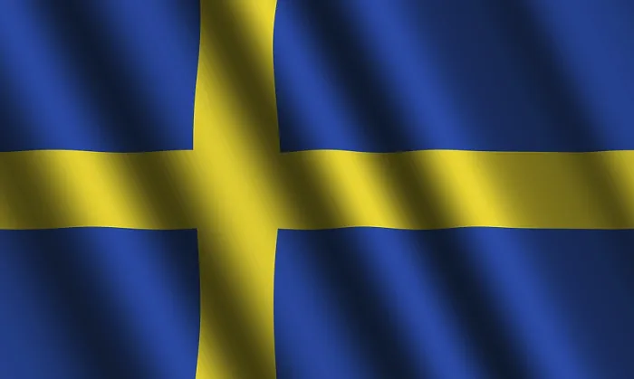 Gerahmter Druck : Das schwedische Flagge weht im Wind. Gerahmter Druck : Das schwedische Flagge weht im Wind.