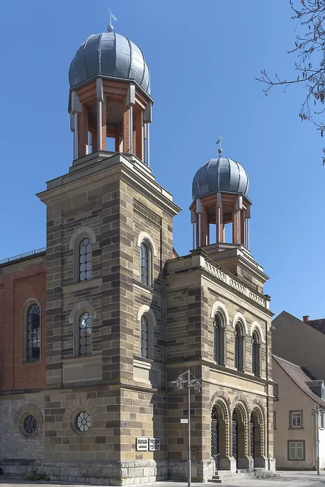 Gerahmter Druck : Ehemalige Synagoge, erbaut 1883. Gerahmter Druck : Ehemalige Synagoge, erbaut 1883.