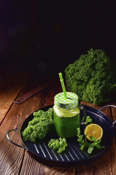 Gerahmter Druck : Kale Smooth Früchte von Spring probieren. Gerahmter Druck : Kale Smooth Früchte von Spring probieren.