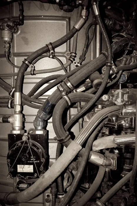 Gerahmter Druck : Technische Details alter Drähte und Kabel. Gerahmter Druck : Technische Details alter Drähte und Kabel.