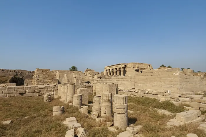 Gerahmter Druck : Tempelkomplex Dendera, Tempel der Hathor Gerahmter Druck : Tempelkomplex Dendera, Tempel der Hathor