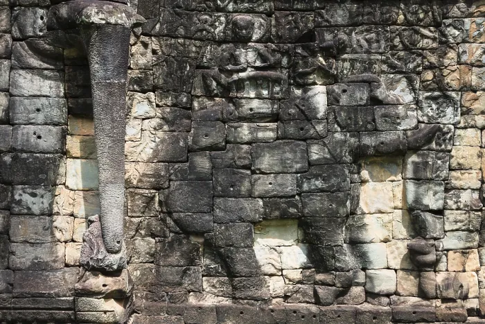 Gerahmter Druck : Terrasse der Elefanten im Angkor-Thom-Komplex Gerahmter Druck : Terrasse der Elefanten im Angkor-Thom-Komplex