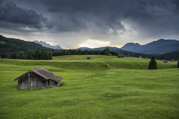 Gerahmter Druck : Donnerwolken, in der Nähe von Mittenwald. Gerahmter Druck : Donnerwolken, in der Nähe von Mittenwald.