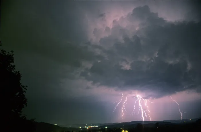 Gerahmter Druck : Unwetterhimmel Gerahmter Druck : Unwetterhimmel