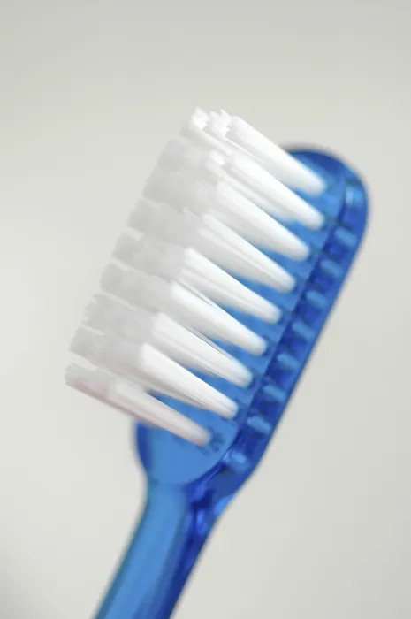 Gerahmter Druck : Toothbrush Gerahmter Druck : Toothbrush