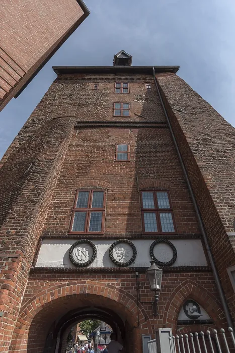 Gerahmter Druck : Turm der Abtsmühle, erbaut 1633. Gerahmter Druck : Turm der Abtsmühle, erbaut 1633.
