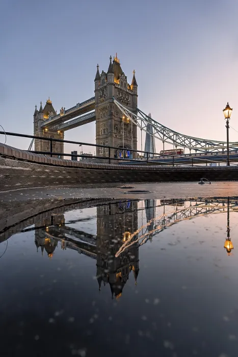 Gerahmter Druck : Der Tower Bridge bei Abendlicht. Gerahmter Druck : Der Tower Bridge bei Abendlicht.