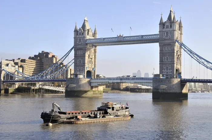 Gerahmter Druck : Der Tower Bridge über dem River Thames. Gerahmter Druck : Der Tower Bridge über dem River Thames.