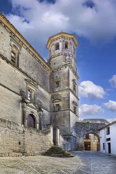 Gerahmter Druck : Turm der ehemaligen Kathedrale von Baeza Gerahmter Druck : Turm der ehemaligen Kathedrale von Baeza