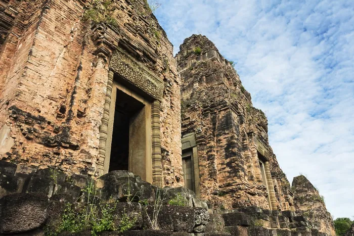 Gerahmter Druck : Zwei Türme des Pre Rup-Tempels, Angkor-Komplex. Gerahmter Druck : Zwei Türme des Pre Rup-Tempels, Angkor-Komplex.