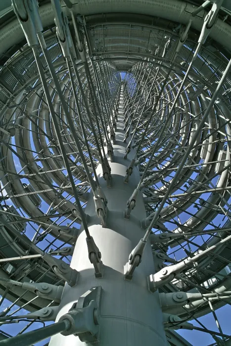 Gerahmter Druck : Messehochhaus von innen. Gerahmter Druck : Messehochhaus von innen.