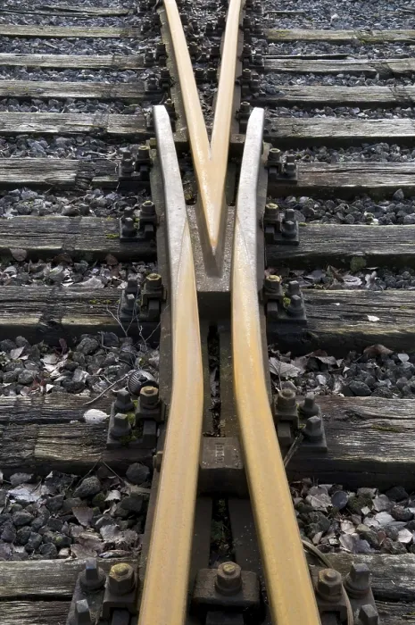 Gerahmter Druck : Schienen mit Hintergrundbeleuchtung. Gerahmter Druck : Schienen mit Hintergrundbeleuchtung.