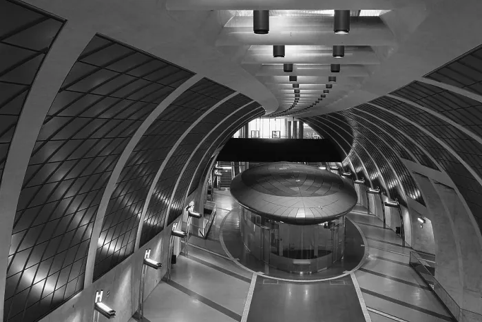 Gerahmter Druck : U-Bahnhof in Köln