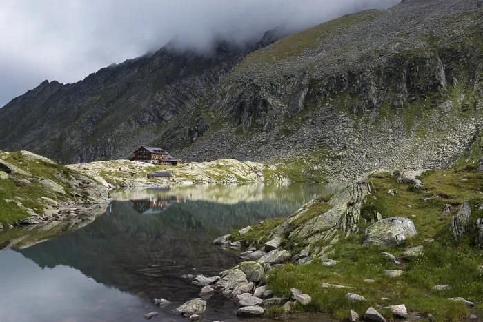 Gerahmter Druck : Unterer Gerlossee, See, Spiegelung. Gerahmter Druck : Unterer Gerlossee, See, Spiegelung.