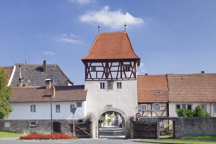 Gerahmter Druck : Oberes Tor, Lauda, Baden-Württemberg Gerahmter Druck : Oberes Tor, Lauda, Baden-Württemberg