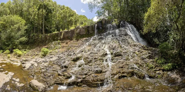 Gerahmter Druck : Upper Ho'opi'i Falls auf Kapaa Stream Gerahmter Druck : Upper Ho'opi'i Falls auf Kapaa Stream