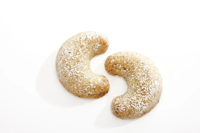 Gerahmter Druck : Vanillekipferl mit Puderzucker Gerahmter Druck : Vanillekipferl mit Puderzucker