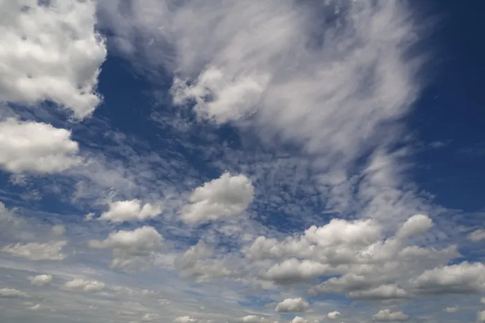 Gerahmter Druck : Verschiedene Wolkenformationen, Bayern, Deutschland. Gerahmter Druck : Verschiedene Wolkenformationen, Bayern, Deutschland.