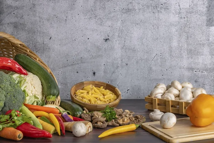 Gerahmter Druck : Verschiedene frische Gemüse wie Paprika. Gerahmter Druck : Verschiedene frische Gemüse wie Paprika.