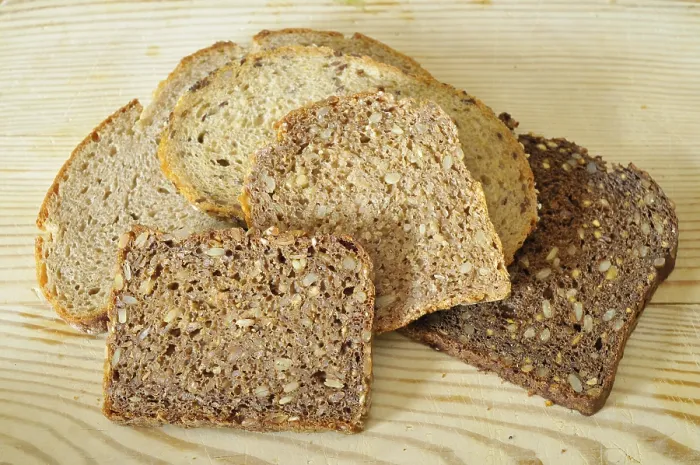 Gerahmter Druck : Brotarten aus aller Welt Gerahmter Druck : Brotarten aus aller Welt