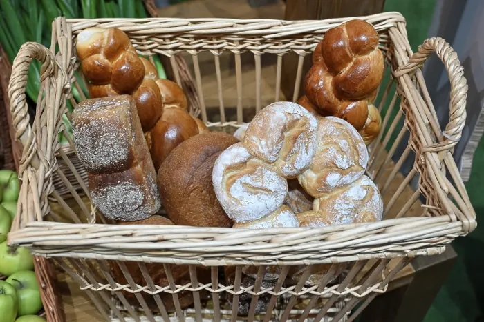 Gerahmter Druck : Verschiedene Arten von Brot. Gerahmter Druck : Verschiedene Arten von Brot.