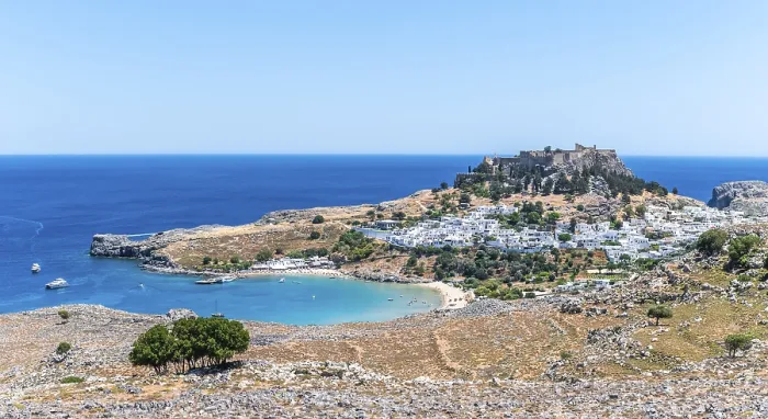Gerahmter Druck : Blick auf die Akropolis von Lindos. Gerahmter Druck : Blick auf die Akropolis von Lindos.