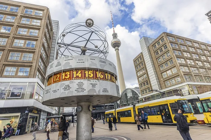 Gerahmter Druck : Ansicht der Alexanderplatz in Berlin Gerahmter Druck : Ansicht der Alexanderplatz in Berlin