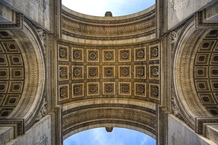 Gerahmter Druck : Ein Blick auf den Arc de Triomphe in Paris. Gerahmter Druck : Ein Blick auf den Arc de Triomphe in Paris.