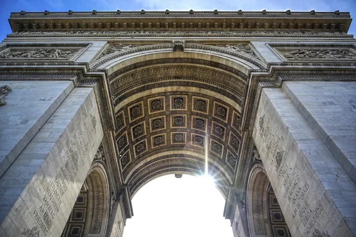 Gerahmter Druck : Ein Blick auf den Arc de Triomphe in Paris. Gerahmter Druck : Ein Blick auf den Arc de Triomphe in Paris.