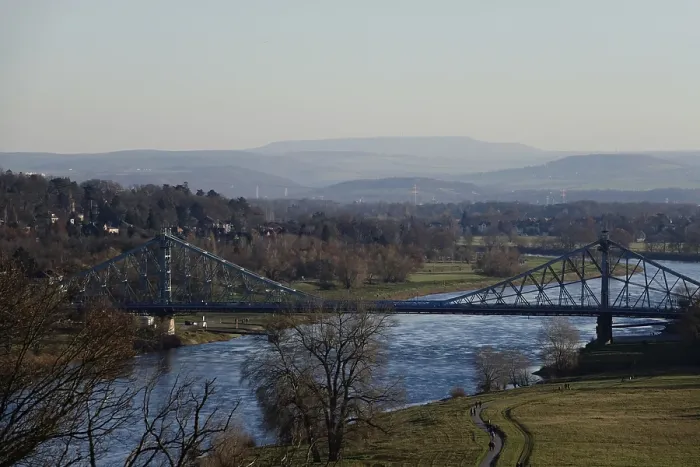 Gerahmter Druck : Blick auf die Blaues Wunder-Brücke. Gerahmter Druck : Blick auf die Blaues Wunder-Brücke.