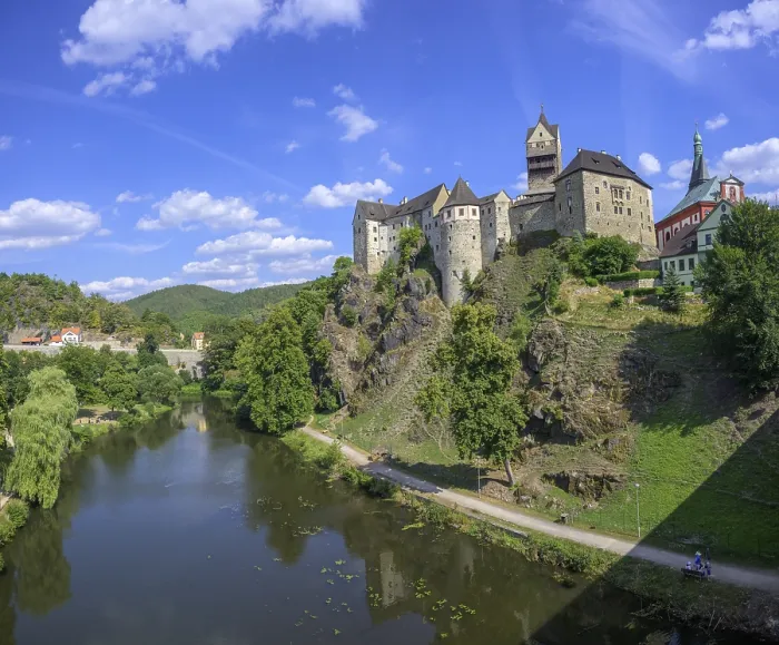 Gerahmter Druck : Blick auf das Schloss und die Cheb. Gerahmter Druck : Blick auf das Schloss und die Cheb.