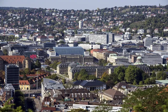 Gerahmter Druck : Blick auf das Stadtzentrum von Stuttgart. Gerahmter Druck : Blick auf das Stadtzentrum von Stuttgart.