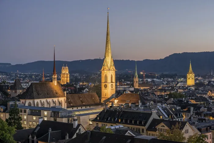 Gerahmter Druck : Ansicht der Stadt, Predigerkirche Gerahmter Druck : Ansicht der Stadt, Predigerkirche